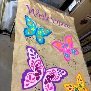 Burlap welcome flag